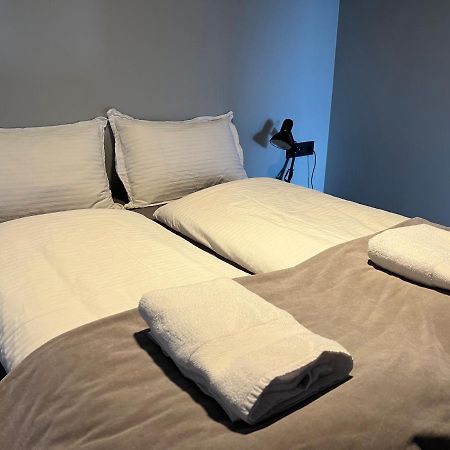 Tb Apartment Ακουρέιρι Εξωτερικό φωτογραφία